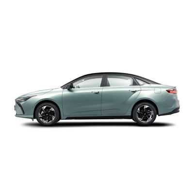 2024 China Geely Geometry G6 Nowy samochód elektryczny Geely Geometry G6 EV Samochód Wysoki czas pracy baterii Centralne sterowanie Duży ekran