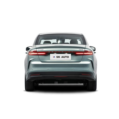 2024 China Geely Geometry G6 Nowy samochód elektryczny Geely Geometry G6 EV Samochód Wysoki czas pracy baterii Centralne sterowanie Duży ekran