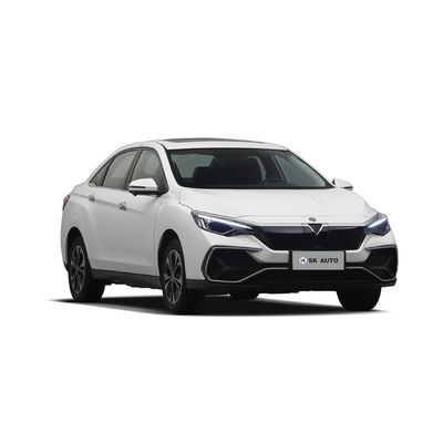Długi zasięg przelotowy 420 km Samochód elektryczny Dongfeng Venucia D60EV Długi zasięg przelotowy 420 km Samochody elektryczne dla rodzin