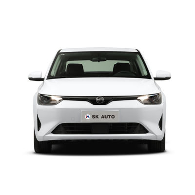 Weltmeister E5 Baic Electric Car EV Sedan LHD Akumulator 5 miejsc 4 drzwi
