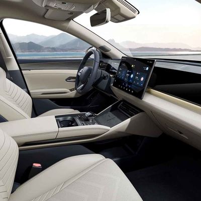 BYD Qin L Nowy pojazd energetyczny Byd Qin L Phev Sedan 80KM 120 KM Ev Zasięg Byd Qin L Samochód hybrydowy