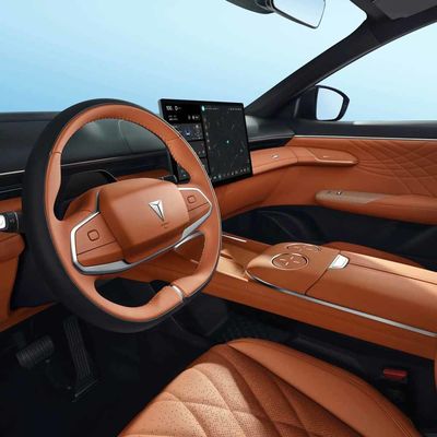 Elektryczny pojazd Changan Deepal S7 z 5 miejscami i pojemnością baterii 79,97 kWh
