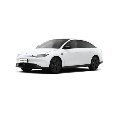 500KM Leapmotor C01 Elektryczne sedany Napęd na dwa koła 4 drzwi 5 miejsc z panoramicznym szyberdachem