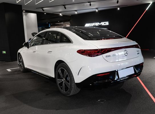 Mercedes EQE 4MATIC Elektryczny Sedan z 96,1 KWh ternary baterii litowej i 0,62 godziny ładowania 255/45 R19