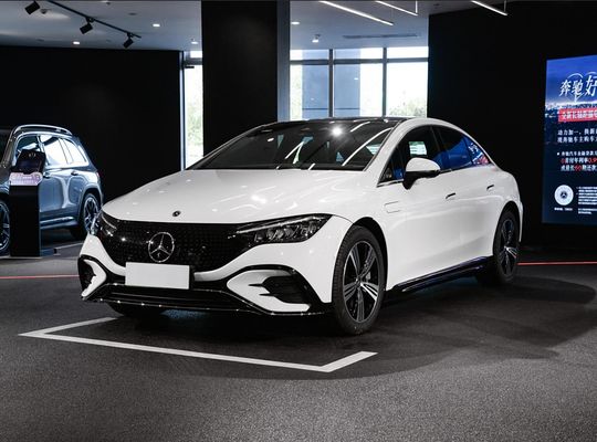 Mercedes EQE 4MATIC Elektryczny Sedan z 96,1 KWh ternary baterii litowej i 0,62 godziny ładowania 255/45 R19