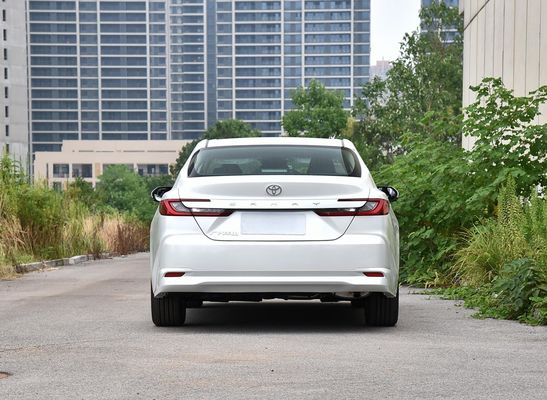 Toyota Mid Size Sedan Camry 206Nm Tork 173 KM Moc 2024