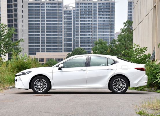 Toyota Mid Size Sedan Camry 206Nm Tork 173 KM Moc 2024