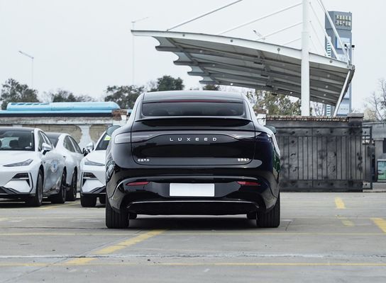 Typ jazdy AWD Elektryczna limuzyna Elektryczny samochód LUXCEED R7 z czystą energią elektryczną