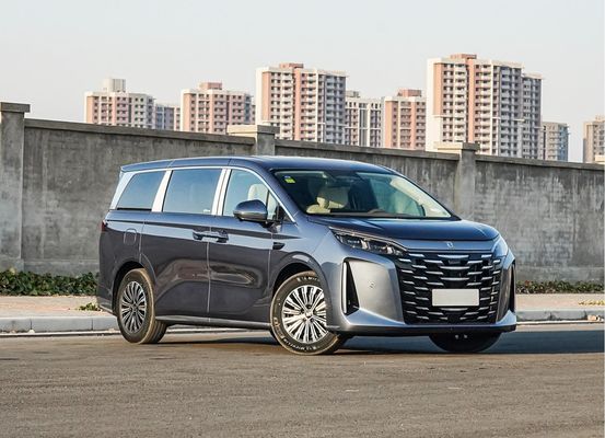 1100km zasięg BYD Xia MPV 5145MM Długość pojazd elektryczny dla firm i rodziny