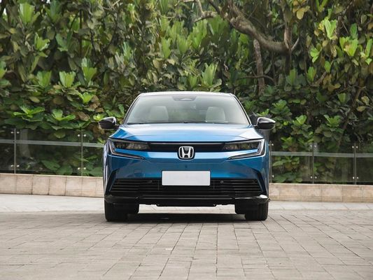 Pojazd elektryczny Honda eNP2 150kW mocy i zasięgu 545km dla rodzinnej jazdy na pustyni