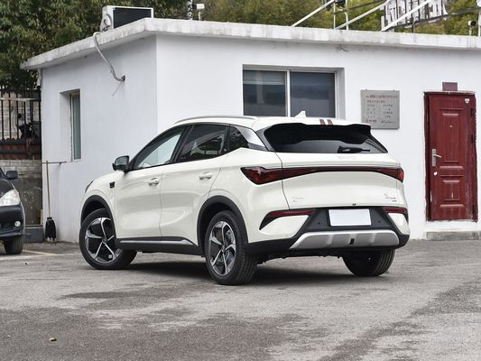 150kW BYD Elektryczny Samochód Samrt Prowadzenie 2025 Nowy Model Yuan Plus Szybkie Ładowanie EV Duża przestrzeń dla rodziny z dachem słonecznym