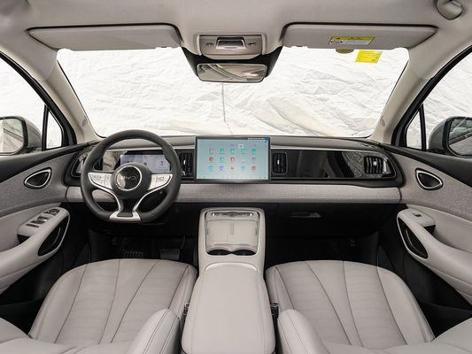 Wyświetlacz dotykowy Wnętrze Funkcje 2025 Model BYD Samochód elektryczny z dachem słonecznym i energią akumulatora 60,9 kWh Szybkie ładowanie Pojazd elektryczny Gorąca sprzedaż
