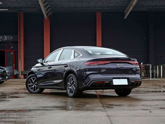 545Km czysty zasięg elektryczny i napęd tylny do jazdy BYD EV Car 2025 Nowy model szybkiego ładowania EV dla rodziny