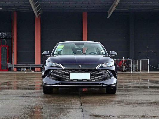 545Km czysty zasięg elektryczny i napęd tylny do jazdy BYD EV Car 2025 Nowy model szybkiego ładowania EV dla rodziny