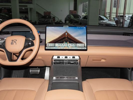 Model pojazdu 601km zasięg 83.2kWh pojemność akumulatora AWD szybkie ładowanie dach słoneczny wysokonapięciowa konstrukcja wygodna dla rodziny