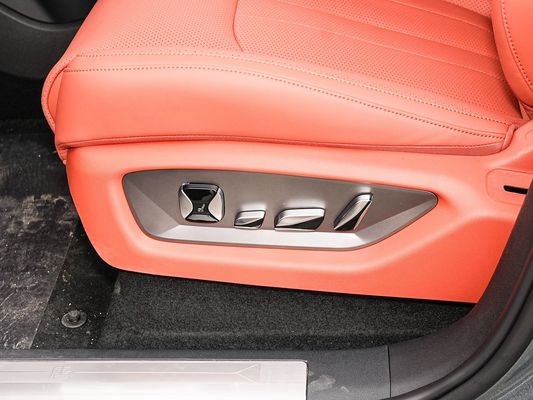 2025 BYD Nowy pojazd elektryczny do wydajności Tang L 810kW Moc AWD Szybkie ładowanie 1000w/h 600km zasięg Długi zasięg 7 miejsc z dachem słonecznym
