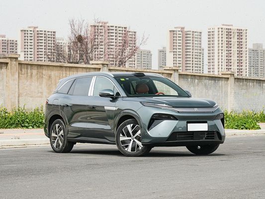 Nowy gorąco sprzedający się BYD EV Car 2025 Model 100,5 KWh Pojemność akumulatora i szybkie ładowanie 0,1 Godzina 670KM Długi zasięg 500kW Moc Samochód elektryczny Duża przestrzeń dla rodziny 7 miejsc