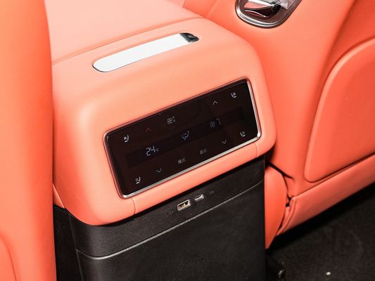 Nowy gorąco sprzedający się BYD EV Car 2025 Model 100,5 KWh Pojemność akumulatora i szybkie ładowanie 0,1 Godzina 670KM Długi zasięg 500kW Moc Samochód elektryczny Duża przestrzeń dla rodziny 7 miejsc