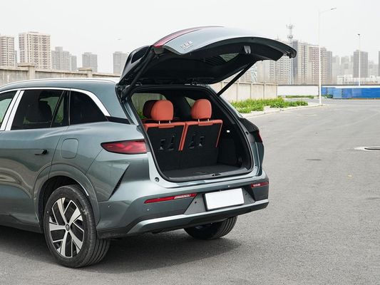 Nowy gorąco sprzedający się BYD EV Car 2025 Model 100,5 KWh Pojemność akumulatora i szybkie ładowanie 0,1 Godzina 670KM Długi zasięg 500kW Moc Samochód elektryczny Duża przestrzeń dla rodziny 7 miejsc