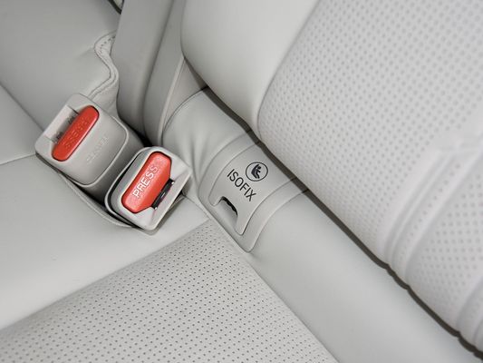 350kW moc silnika Pełnoelektryczny SUV Honda S7 Długie zasięgi 650km Szybkie ładowanie EV Nowa gorąca sprzedaż z dachem przeciwsłonecznym dla rodziny