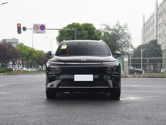 2025 Xpeng G9 W pełni elektryczny SUV 93,1 kWh Pojemność akumulatora 423 kW Maksymalna moc silnika 680 km Długi zasięg i szybkie ładowanie z dachem słonecznym
