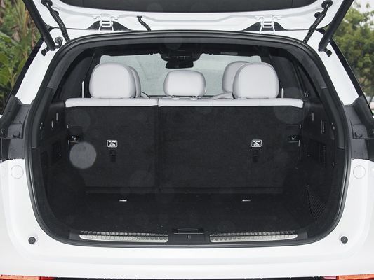 2025 Xpeng G9 W pełni elektryczny SUV 93,1 kWh Pojemność akumulatora 423 kW Maksymalna moc silnika 680 km Długi zasięg i szybkie ładowanie z dachem słonecznym