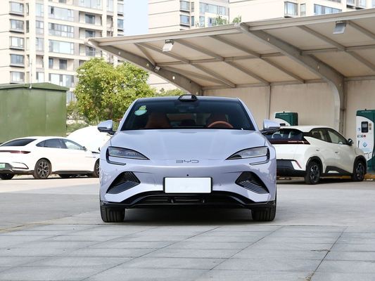 2025 BYD Elektryczny pojazd Pieczęć EV Smart Model 650KM Długi zasięg 80.64kWh Akumulator Szybkie ładowanie Gorąco Sprzedaj z dachem słonecznym