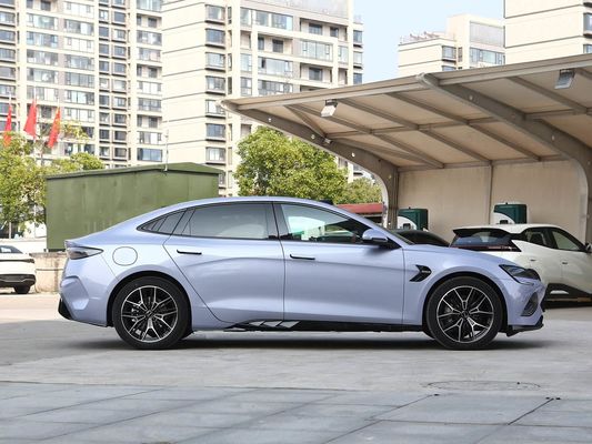 2025 BYD Elektryczny pojazd Pieczęć EV Smart Model 650KM Długi zasięg 80.64kWh Akumulator Szybkie ładowanie Gorąco Sprzedaj z dachem słonecznym