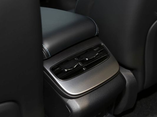 2025 BYD EV Car Seal AWD Wydajność Długi zasięg 600KM Szybkie ładowanie Samochód elektryczny Z napędem na cztery koła Pojazd elektryczny z dachem słonecznym