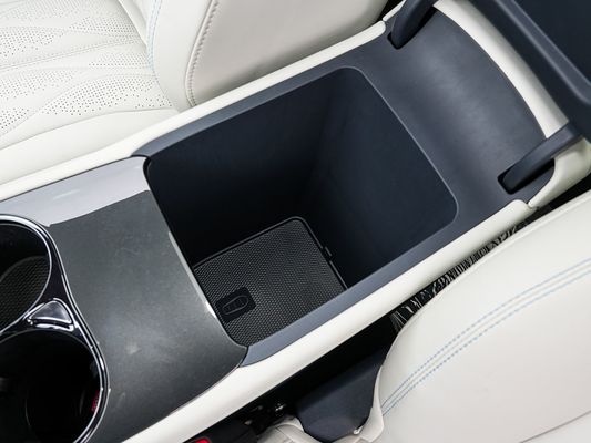 2025 BYD Elektryczny pojazd Pieczęć 06GT Szybki czas ładowania 0,33 Hrs i wydajność Długi zasięg 550KM Duża bateria z dachem słonecznym dla rodziny