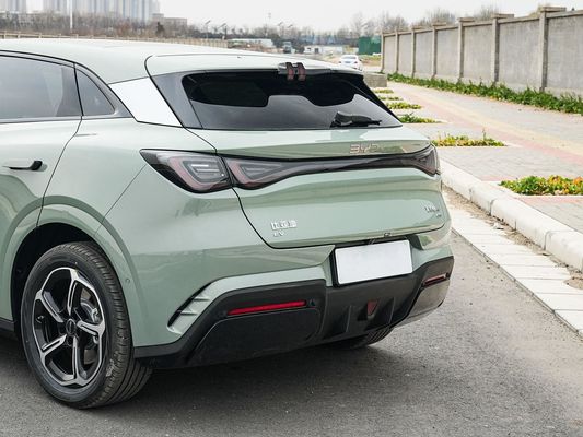 2025 BYD Elektryczny pojazd Pieczęć 06GT Szybki czas ładowania 0,33 Hrs i wydajność Długi zasięg 550KM Duża bateria z dachem słonecznym dla rodziny