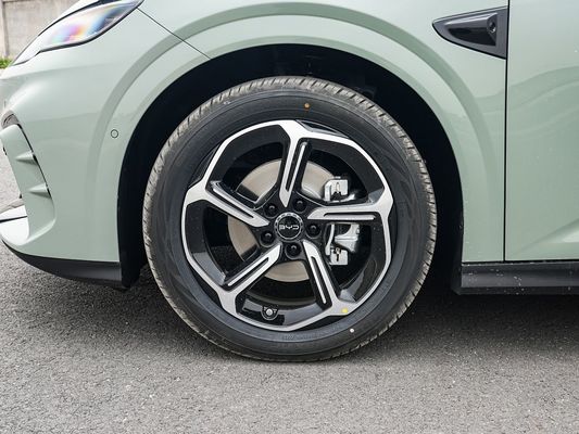 2025 BYD Elektryczny pojazd Pieczęć 06GT Szybki czas ładowania 0,33 Hrs i wydajność Długi zasięg 550KM Duża bateria z dachem słonecznym dla rodziny