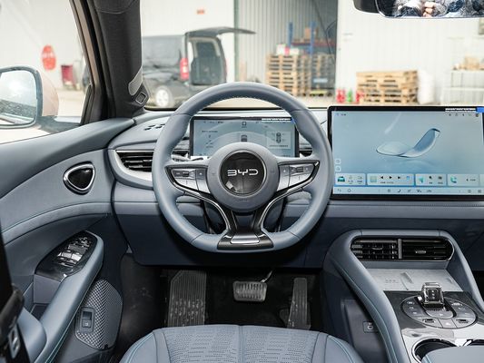 2025 Seal 06 GT 310kW Maksymalna moc silnika BYD EV Samochód z zasięgiem 605 km i pojemnością baterii 72.96kWh Doskonała wydajność Elektryczny samochód z dachem słonecznym