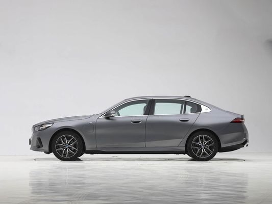 Nowy Model BMW I5 eDrive 2025 Gorąca sprzedaż Pojazd Elektryczny Długi zasięg Więcej niż 700KM EV Szybkie ładowanie Limousine Sedan z dachami